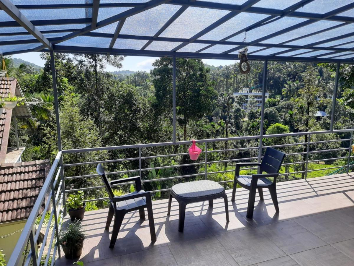 Letstay Vythiri Hill Palace Exterior foto