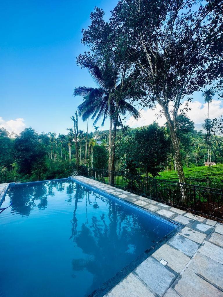 Letstay Vythiri Hill Palace Exterior foto
